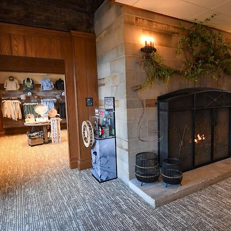 Spring Mill Inn Mitchell Экстерьер фото