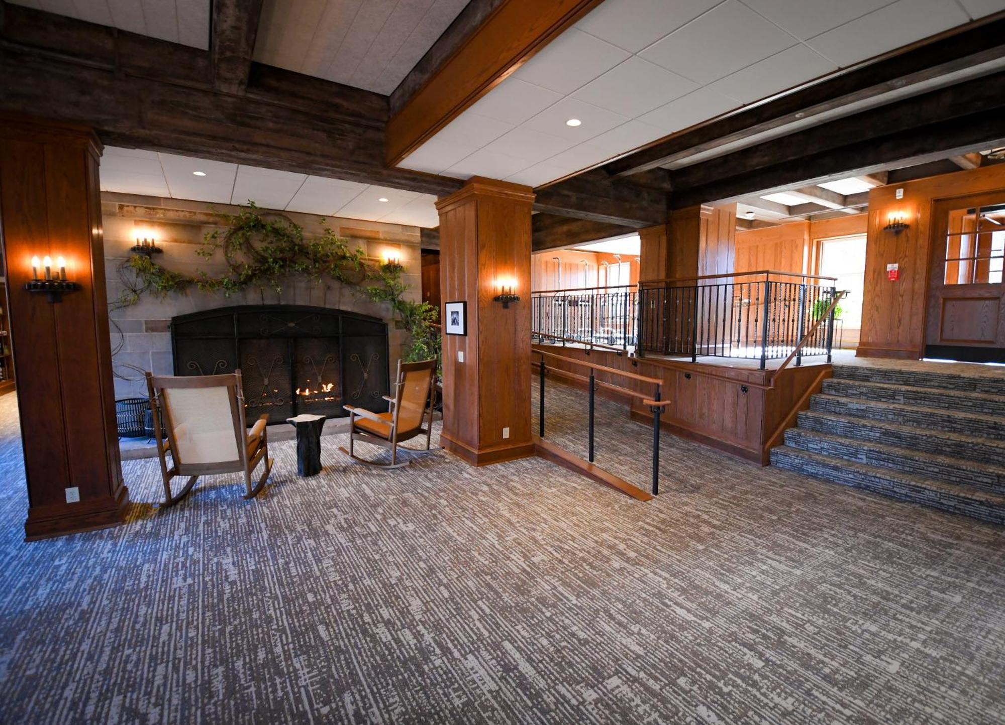 Spring Mill Inn Mitchell Экстерьер фото