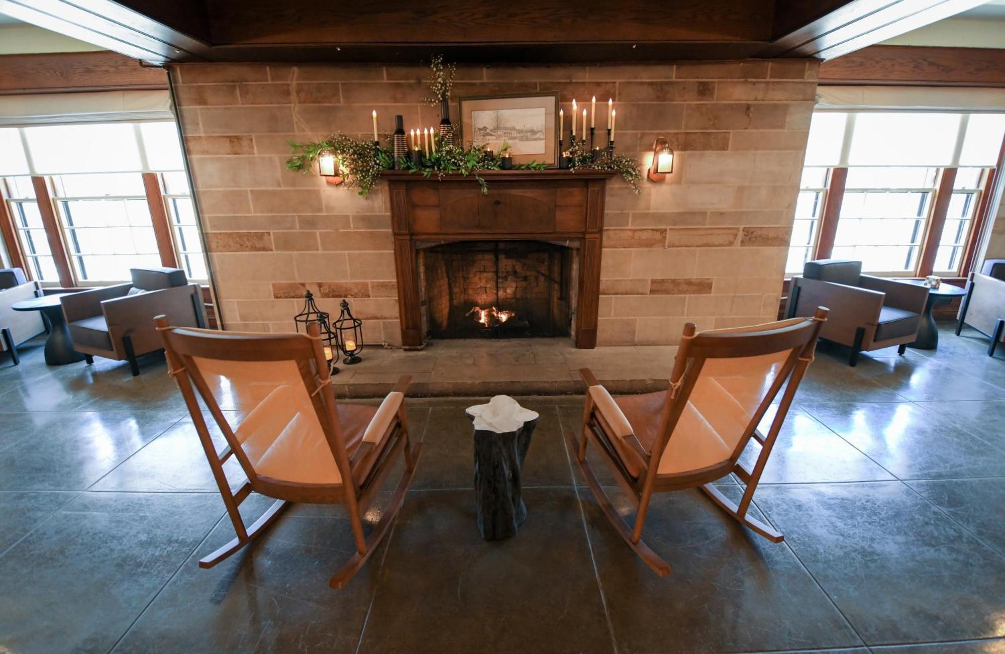 Spring Mill Inn Mitchell Экстерьер фото