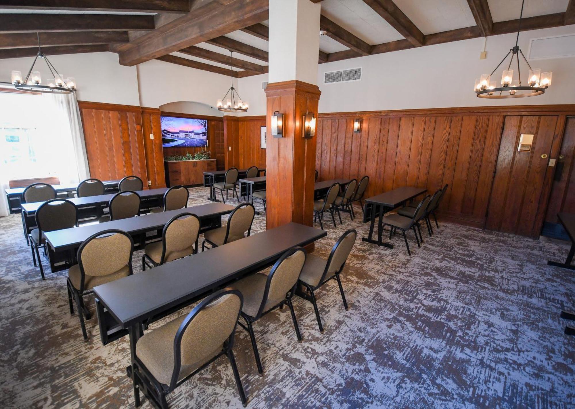 Spring Mill Inn Mitchell Экстерьер фото