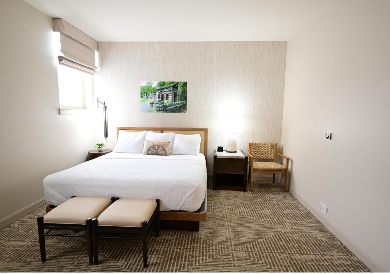 Spring Mill Inn Mitchell Экстерьер фото